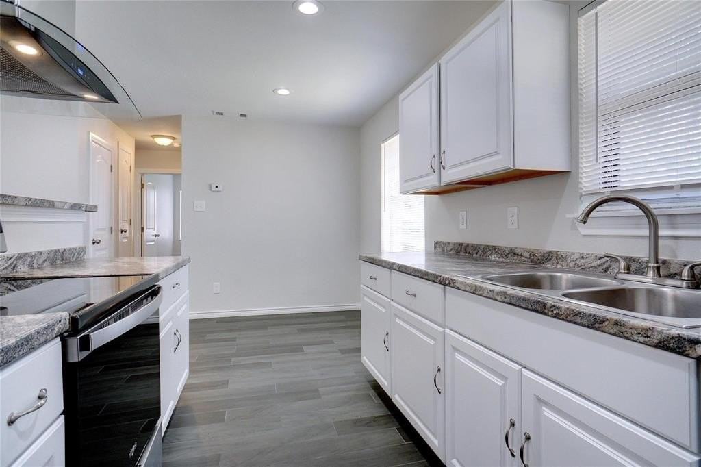 1201 E Park Dr - Photo 6 of 18