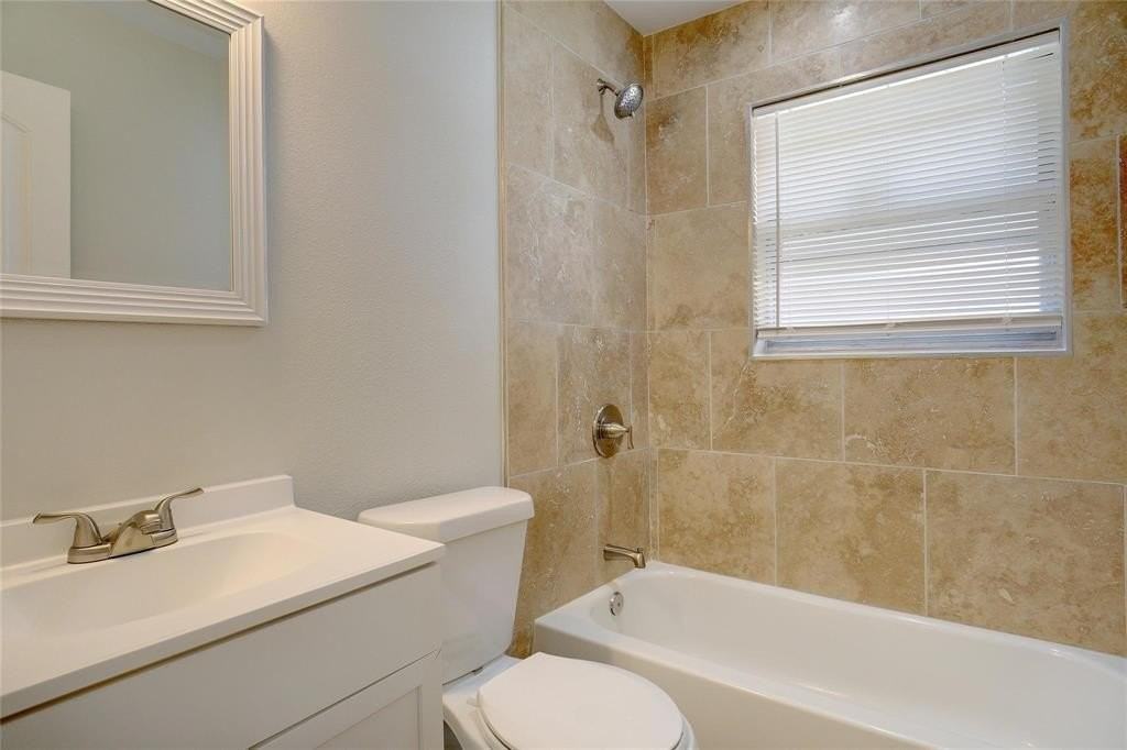 1201 E Park Dr - Photo 7 of 18