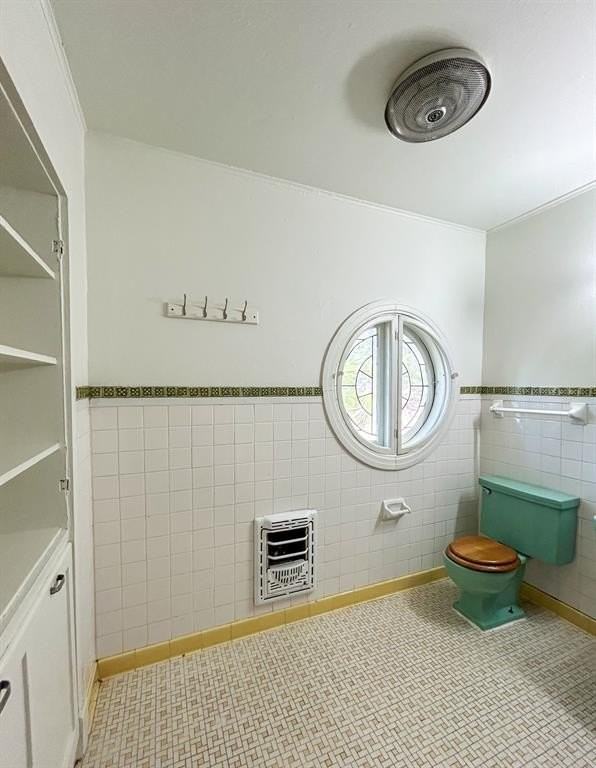 1319 Panhandle St - Photo 4 of 7