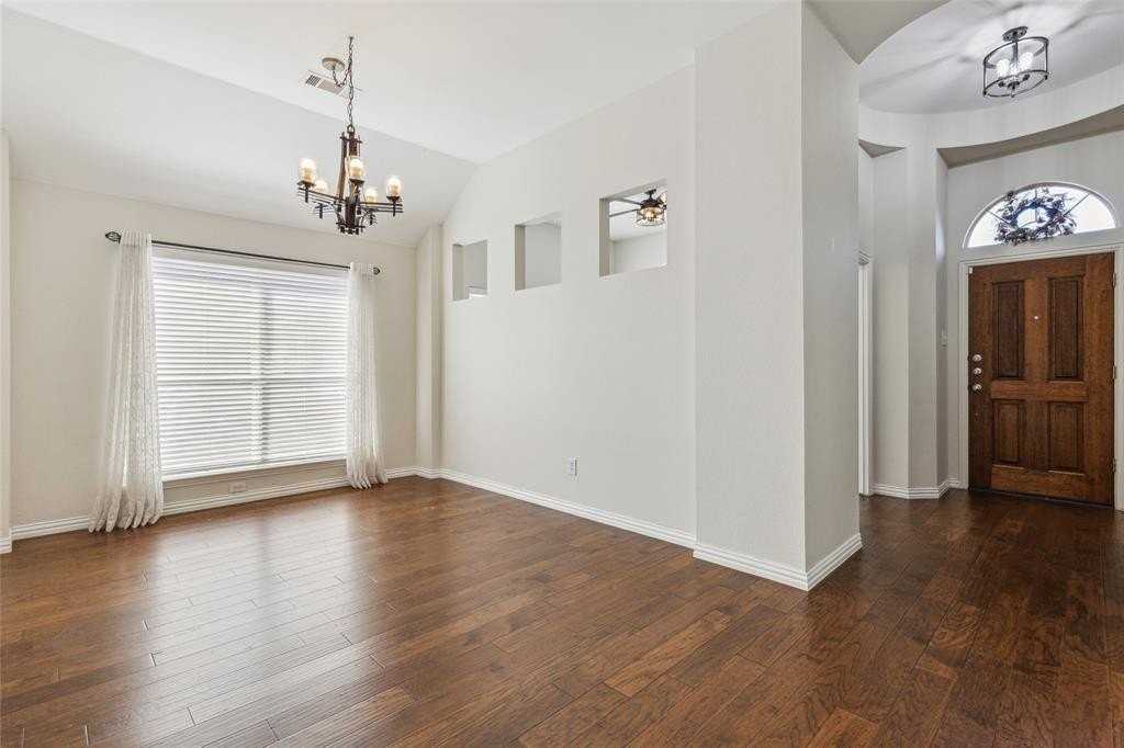 4021 Appleton Ln - Photo 3 of 25