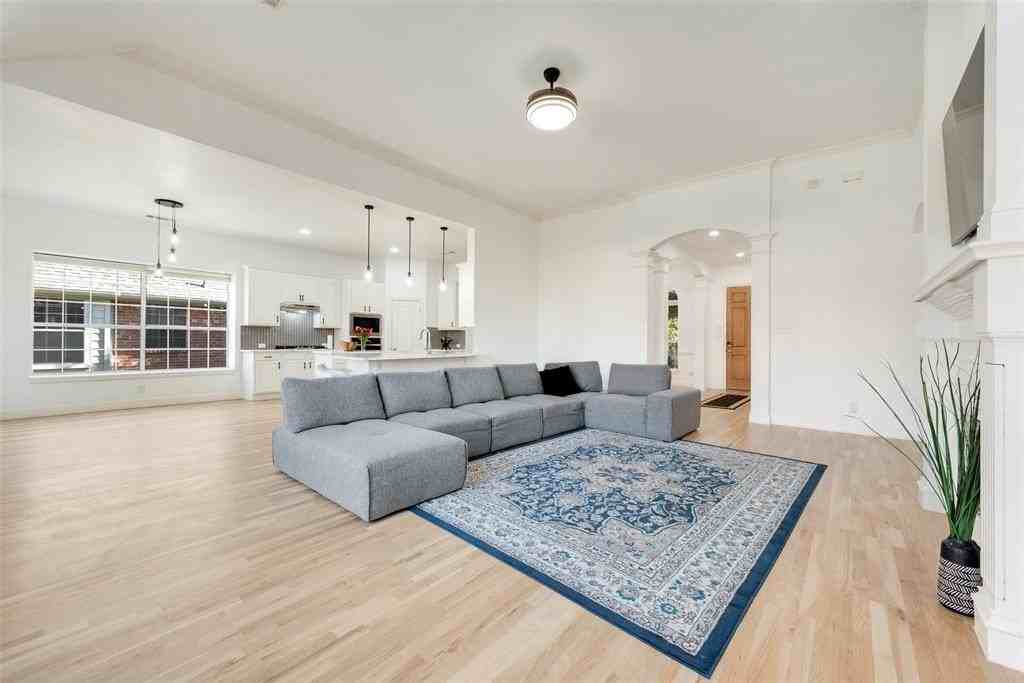 2314 Barret Dr - Photo 7 of 25