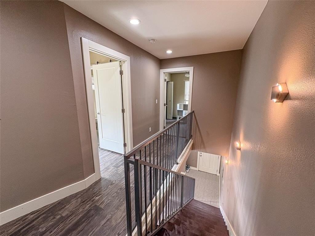 301 E Brockett St #100 - Photo 6 of 18