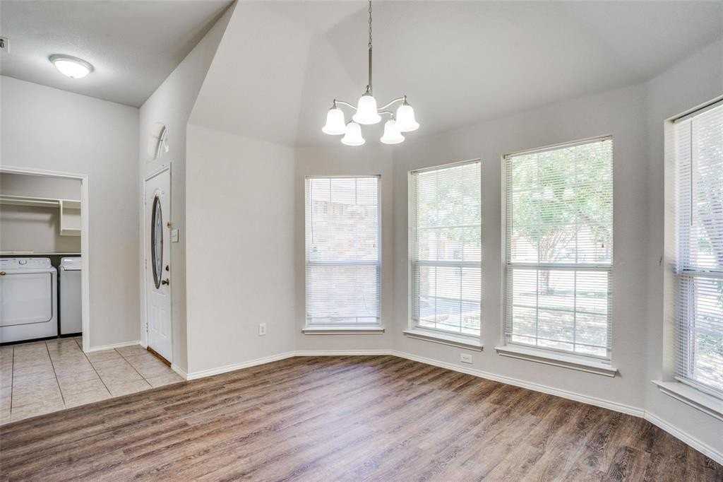 4624 Wheatland Dr - Photo 3 of 16