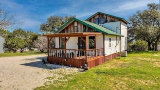 504 Doe Ln - Photo 1 of 1