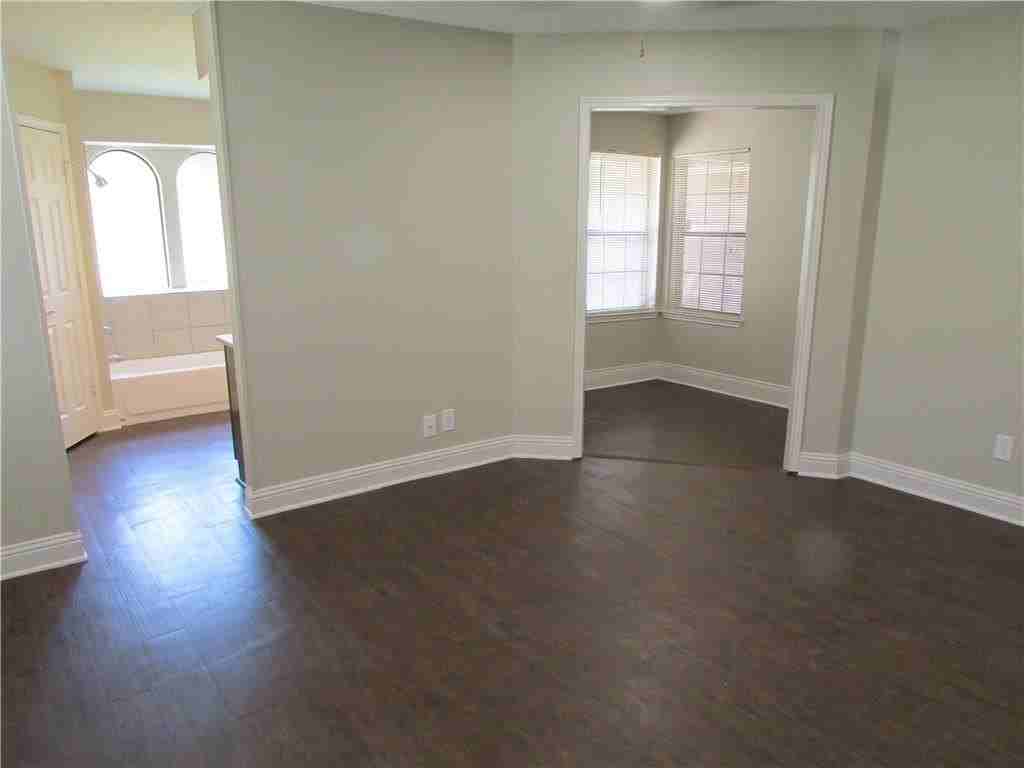 6820 Stillmeadows Cir N - Photo 7 of 13