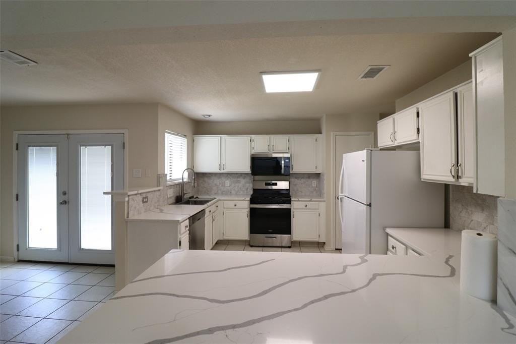 7514 Beverly Dr - Photo 6 of 26