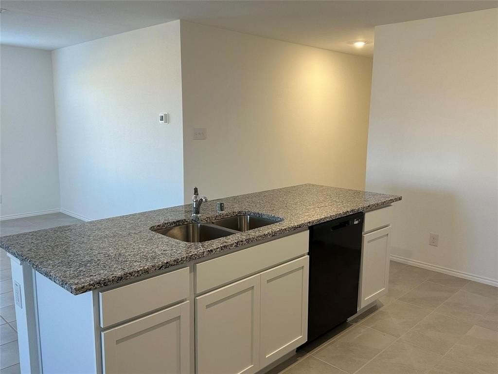 1622 Rosy Finch Dr - Photo 3 of 13