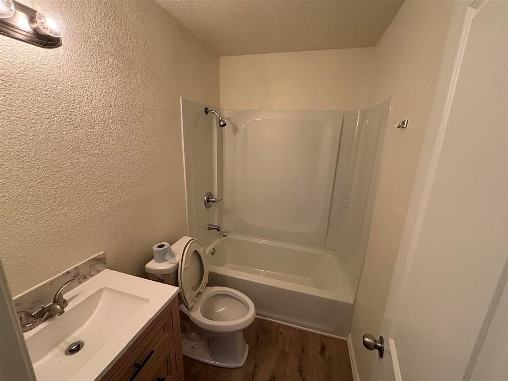 2705 Belzise Ter - Photo 6 of 14