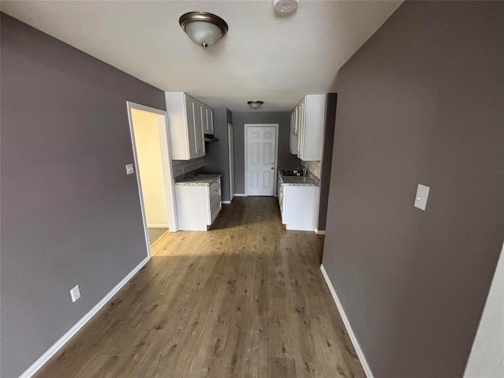 2705 Belzise Ter - Photo 7 of 14