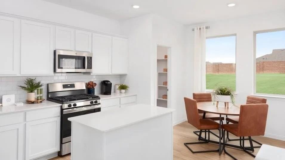 1600 Gentle Night Dr - Photo 4 of 24