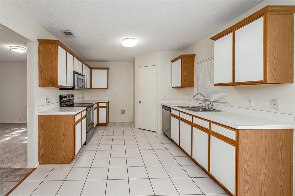 234 Baylor Dr - Photo 7 of 20