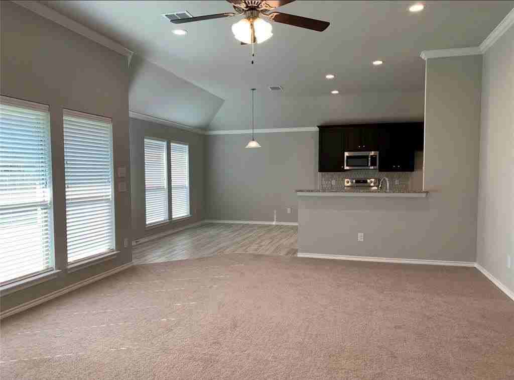 1921 Green Terrace Dr - Photo 4 of 21