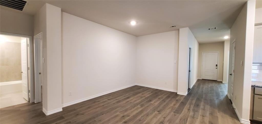 808 Marigold St - Photo 7 of 25