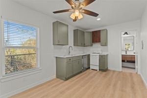 featured image of 2409 Shropshire St #B