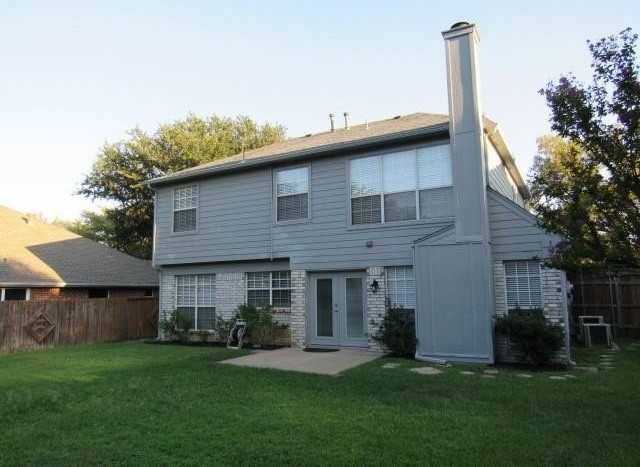 526 Newberry St - Photo 3 of 3