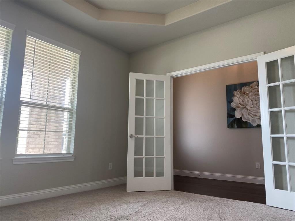 209 Johnson St - Photo 5 of 39