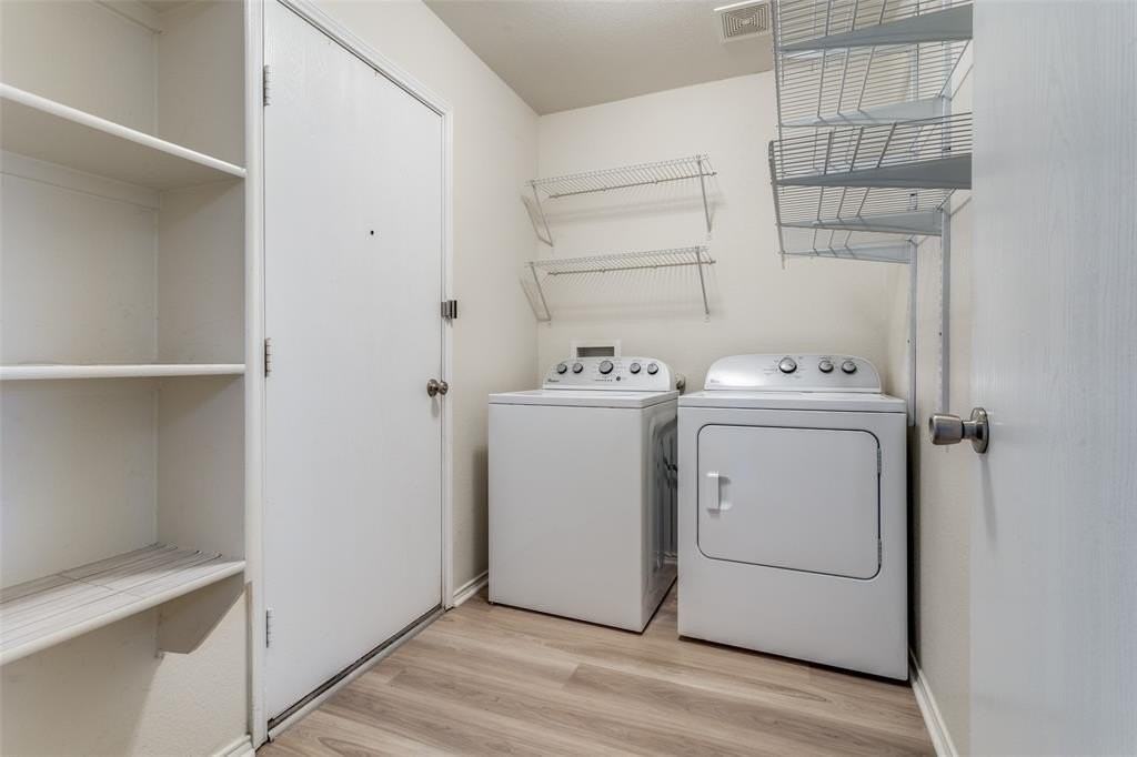 1122 Augustin Dr - Photo 6 of 12