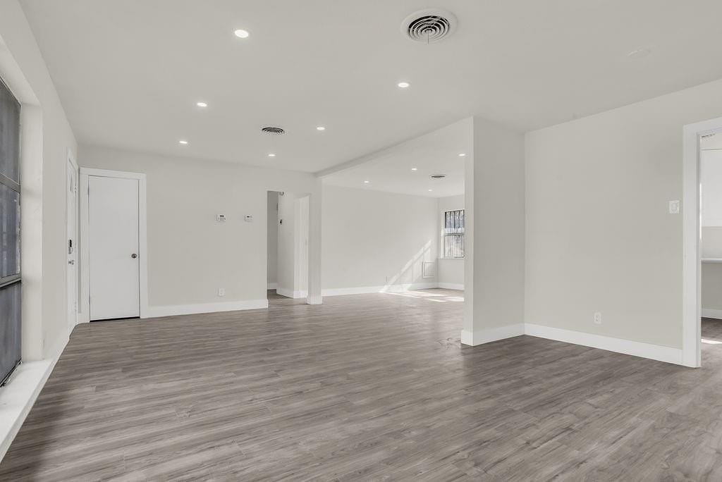 1246 Brookmere Dr - Photo 6 of 24