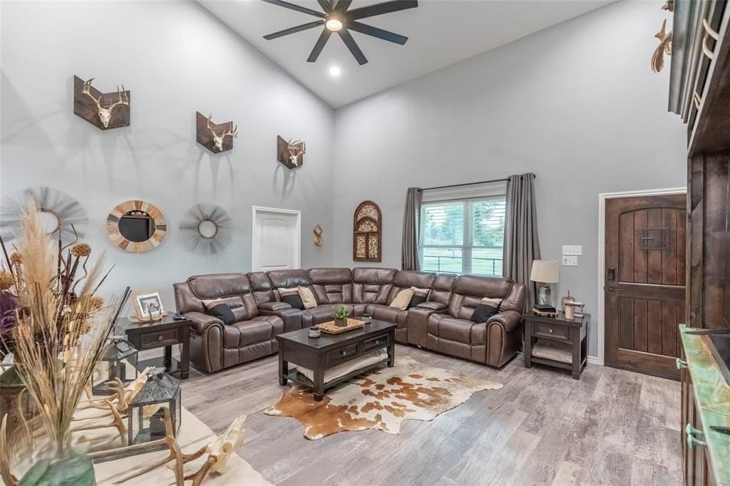 6722 705 - Photo 6 of 40