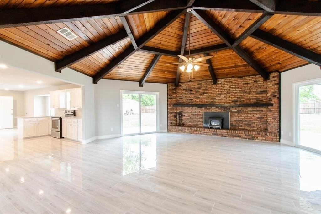 16024 Plum Ln - Photo 2 of 29