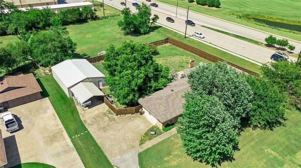 16024 Plum Ln - Photo 5 of 29