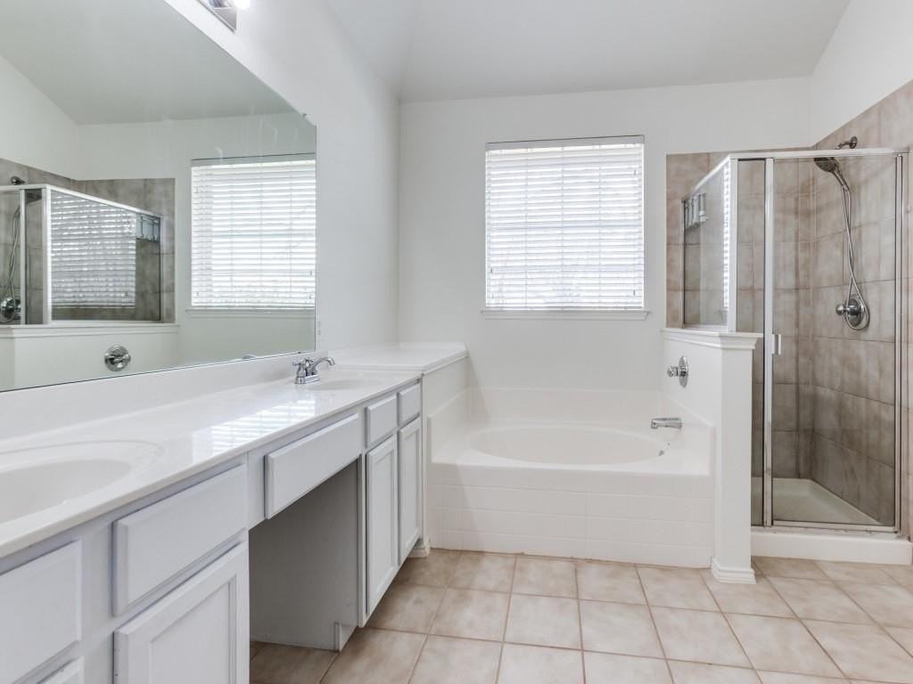 12110 Gonzales Dr - Photo 7 of 14