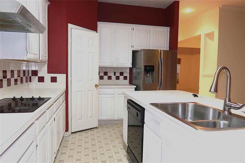 2816 Kings Gate Dr - Photo 6 of 18