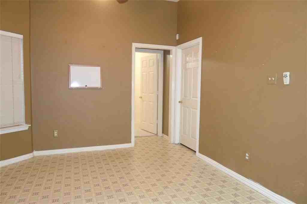 2816 Kings Gate Dr - Photo 7 of 18