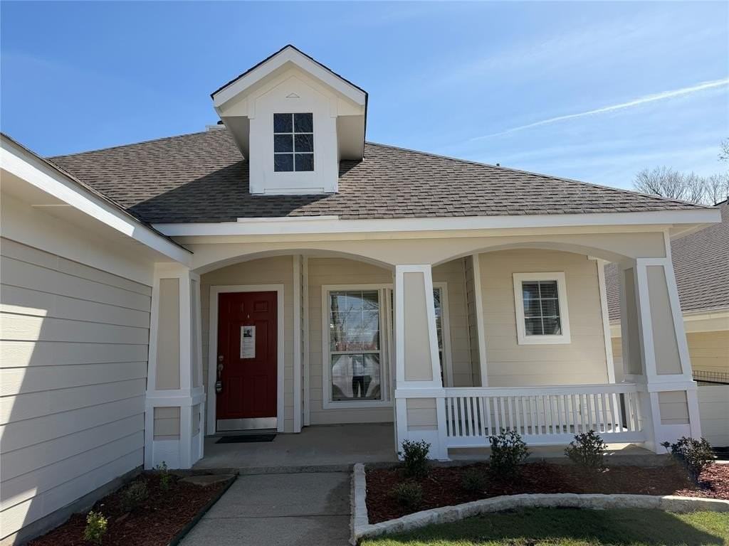 523 Hilltop Dr - Photo 2 of 30