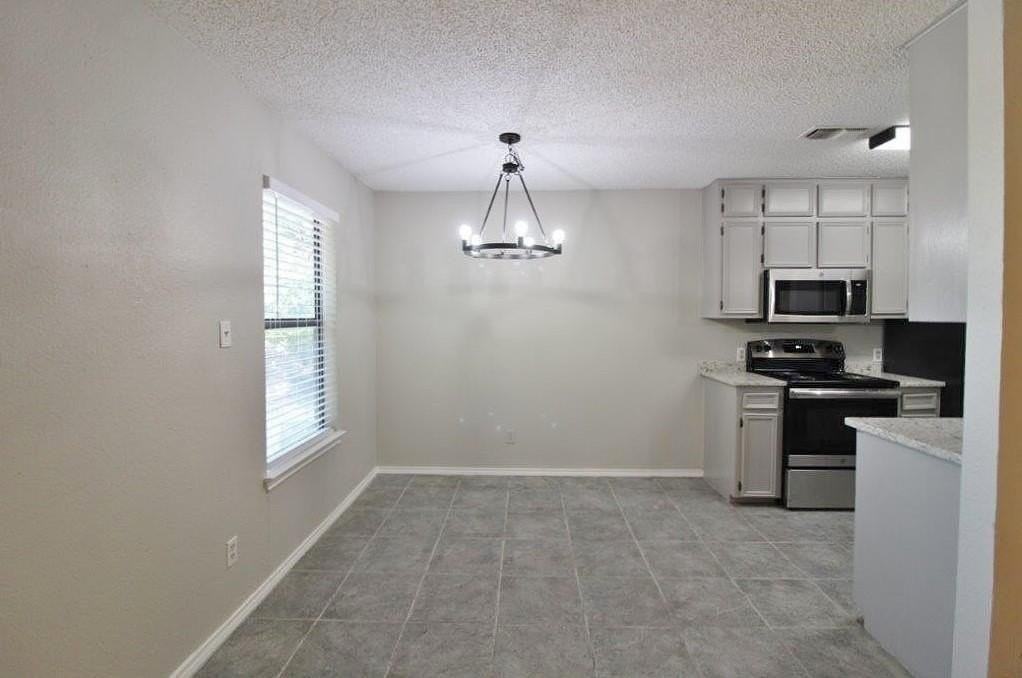 104 Woodie Way #C - Photo 4 of 12