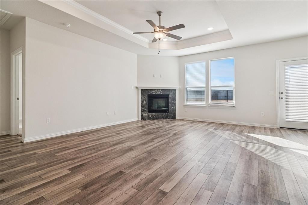 235 Hadley Ln - Photo 5 of 25