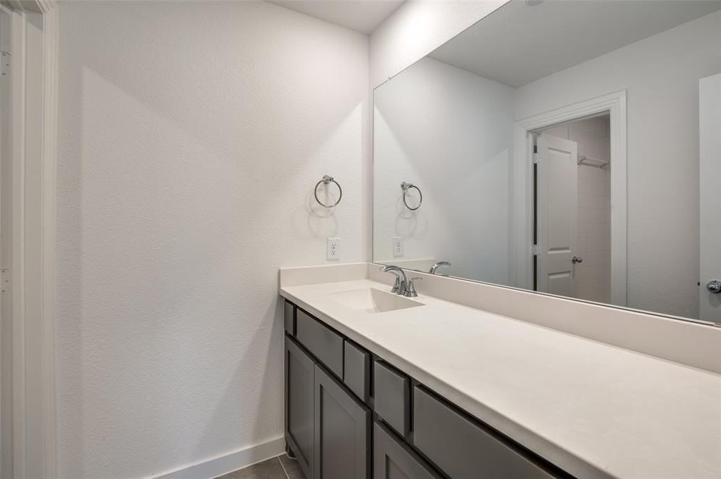 3707 Queen Rd - Photo 6 of 13