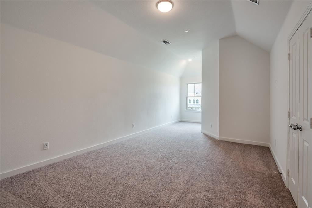 3707 Queen Rd - Photo 7 of 13