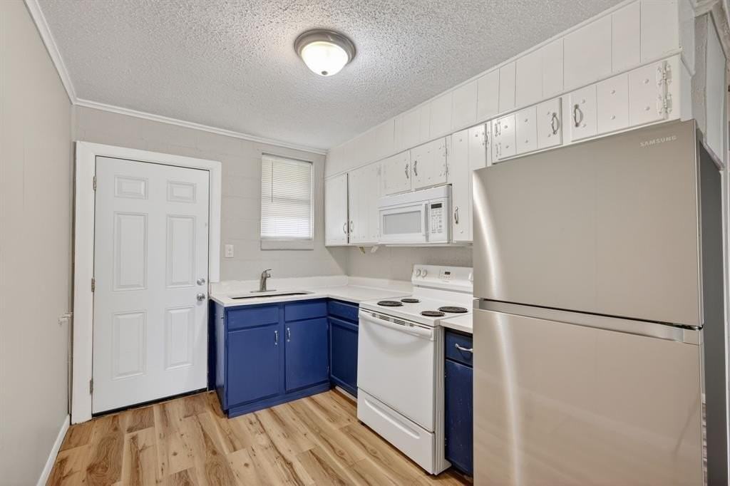 1200 Nw 3rd Ave #1204 - Photo 5 of 11