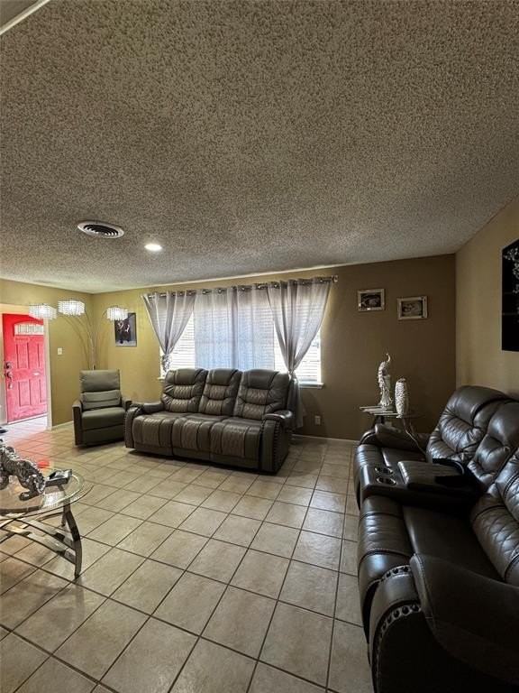 1104 Delmar St - Photo 4 of 22