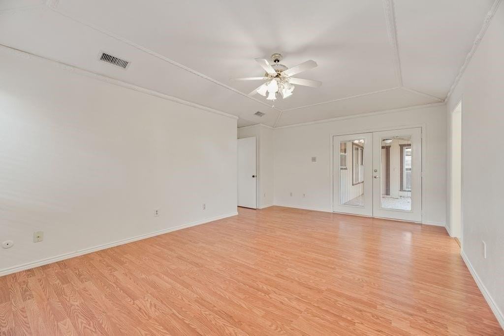 6943 Mill Falls Dr - Photo 5 of 19