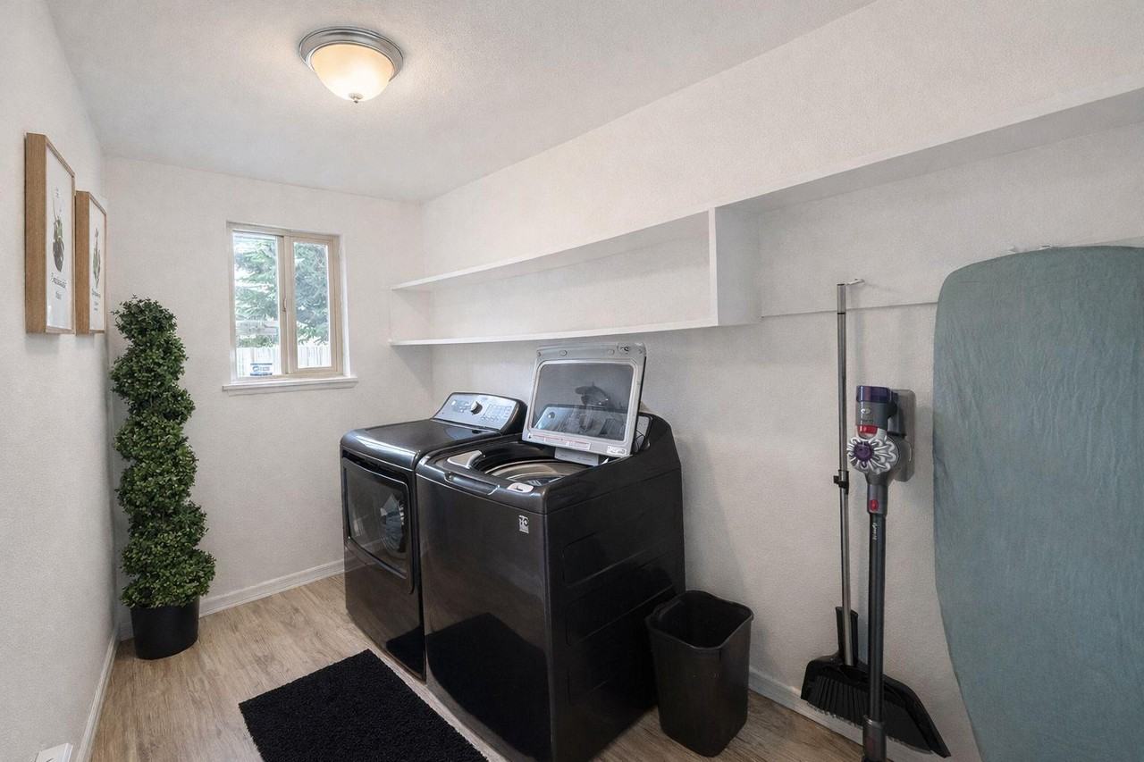 130th Street Ct S - Photo 5 of 14