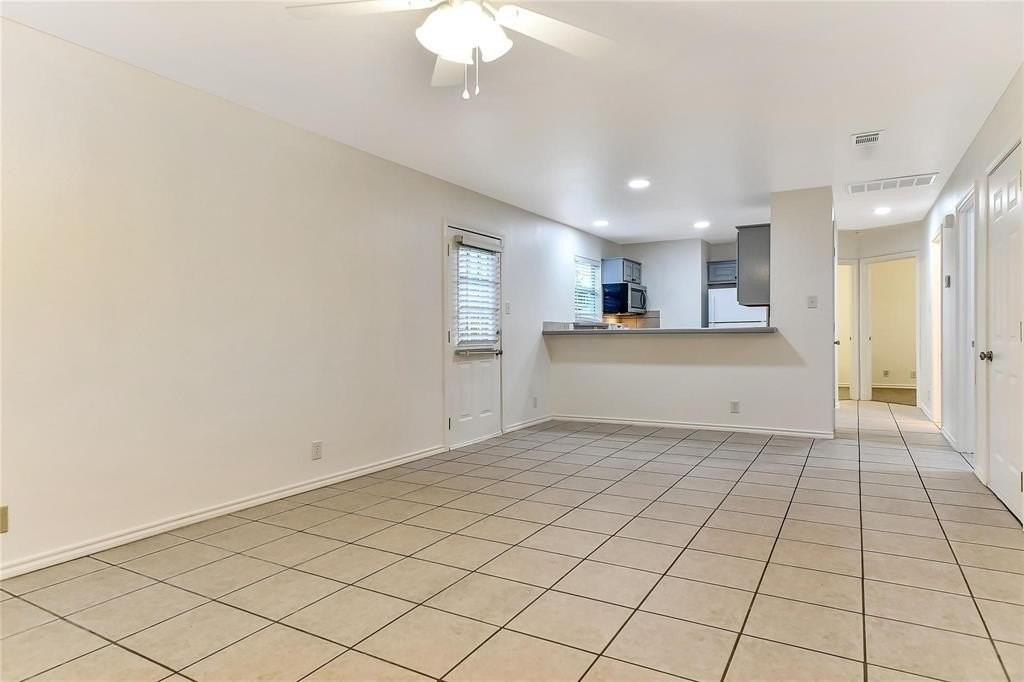 1026 W Coffin St #101 - Photo 2 of 23