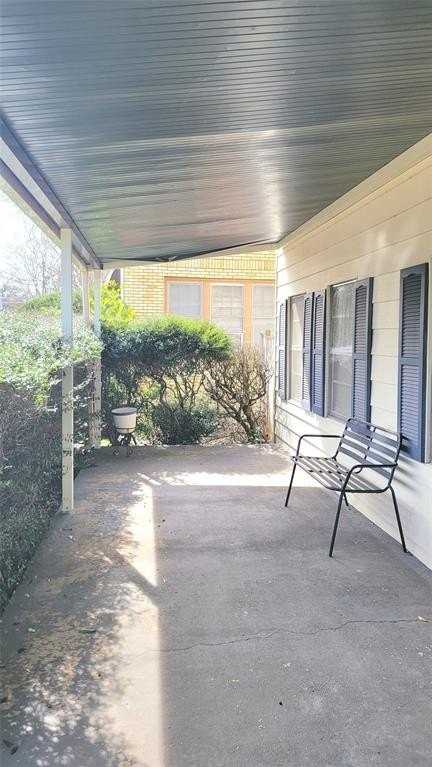 1403 S Donnybrook Ave - Photo 2 of 15