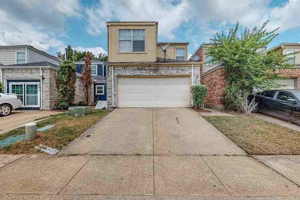 919 Fairbanks Cir - Photo 3 of 38