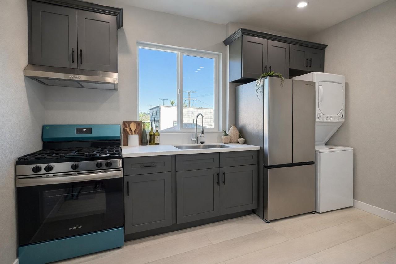 Magnolia Ave - Photo 3 of 8