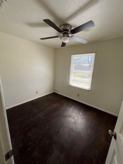 5457 Encino Rd - Photo 4 of 8