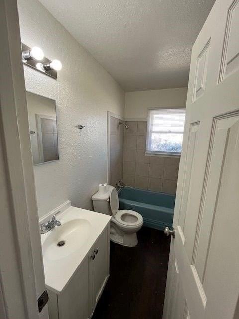 5457 Encino Rd - Photo 5 of 8