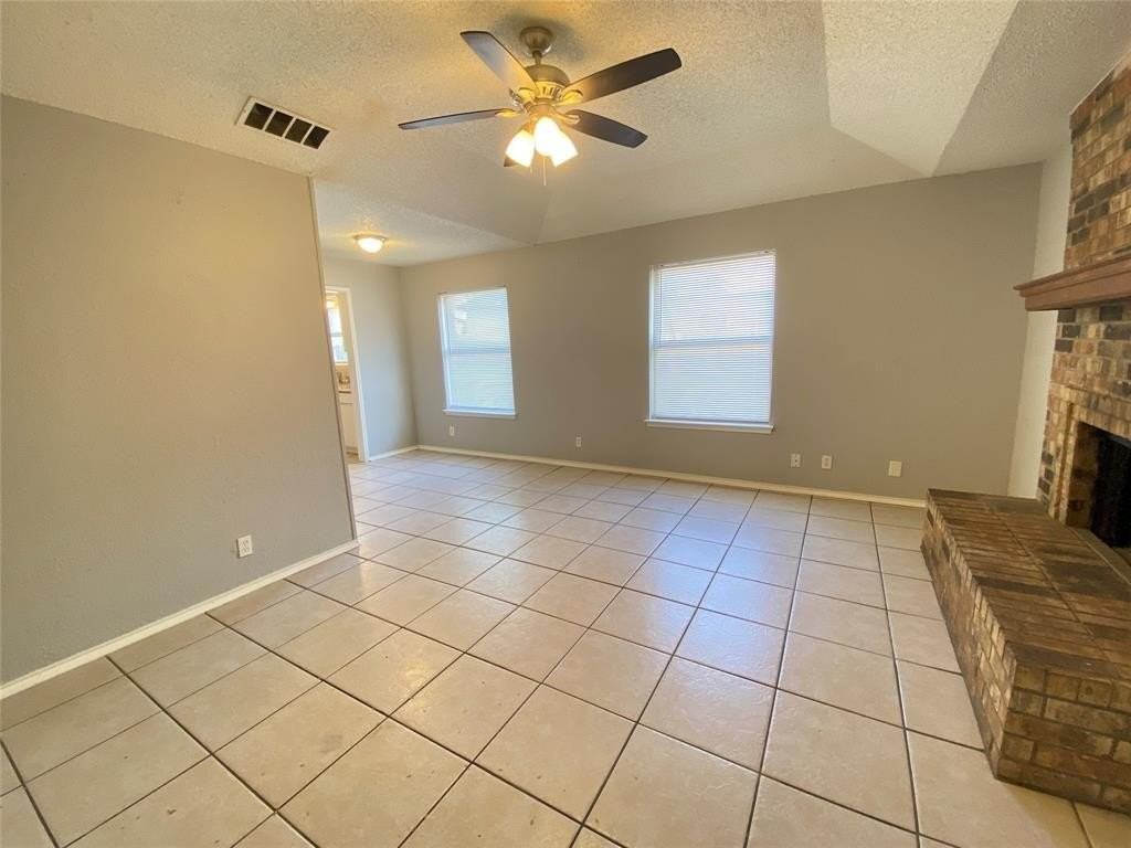 1730 Justin Lyn St - Photo 3 of 15