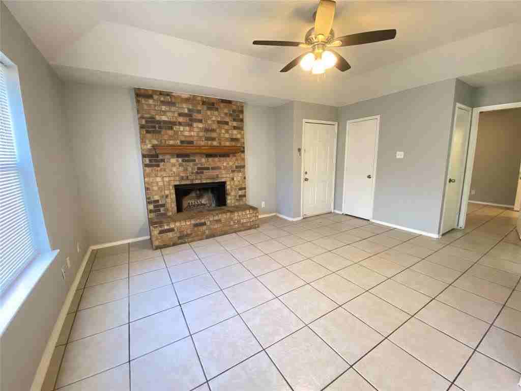 1730 Justin Lyn St - Photo 4 of 15