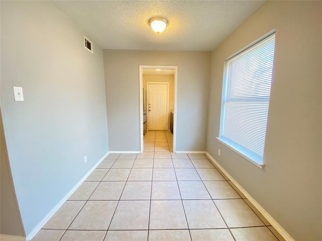 1730 Justin Lyn St - Photo 7 of 15