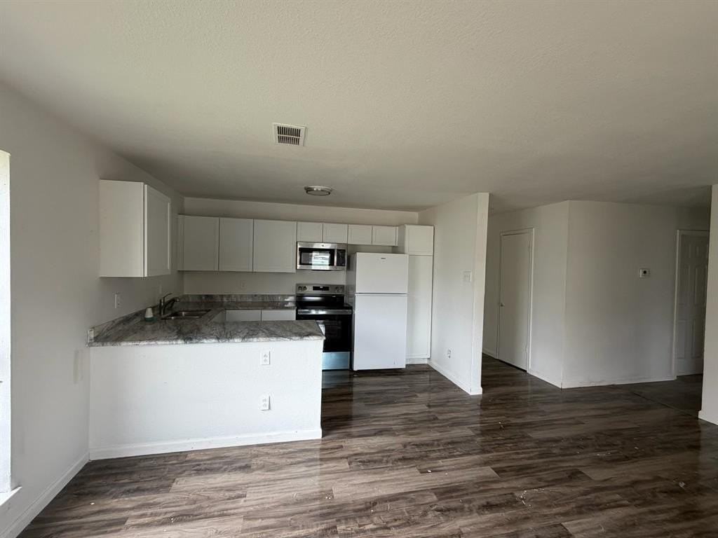 5901 Lake Hubbard Pkwy - Photo 4 of 5