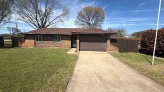 5415 Queens Ct - Photo 1 of 1