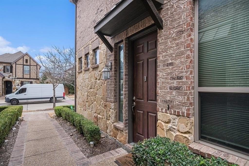 3916 Canton Jade Way - Photo 4 of 25