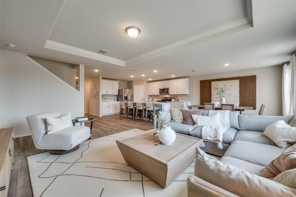 5530 Agalinis Ave - Photo 5 of 12